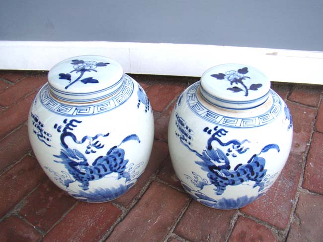 A large pair of 19th century Chinese ginger jars — image 2